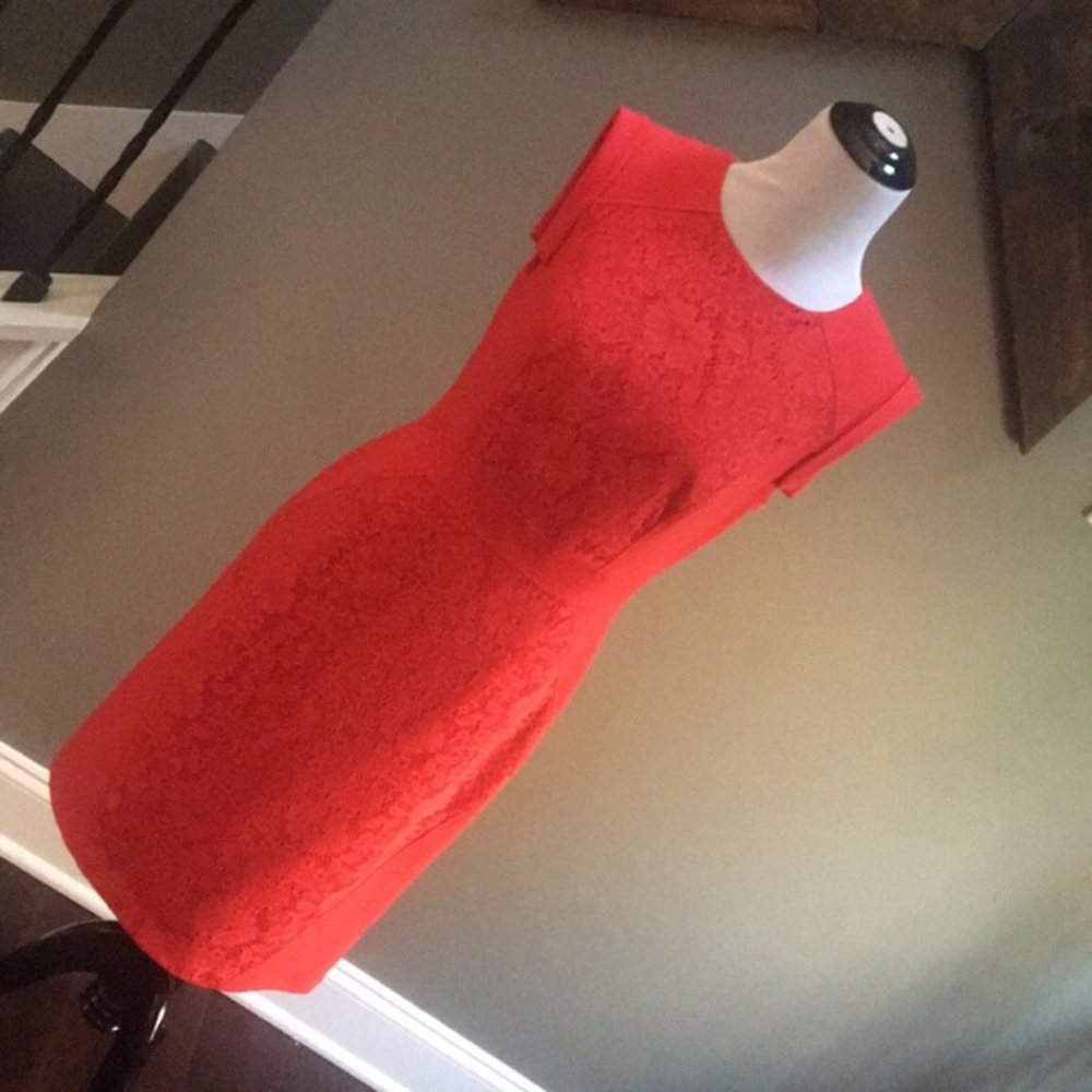 Adriana Papell dress. Lovely coral color. Size 6.